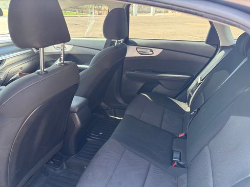 Used 2023 Kia Forte LXS FWD image 12