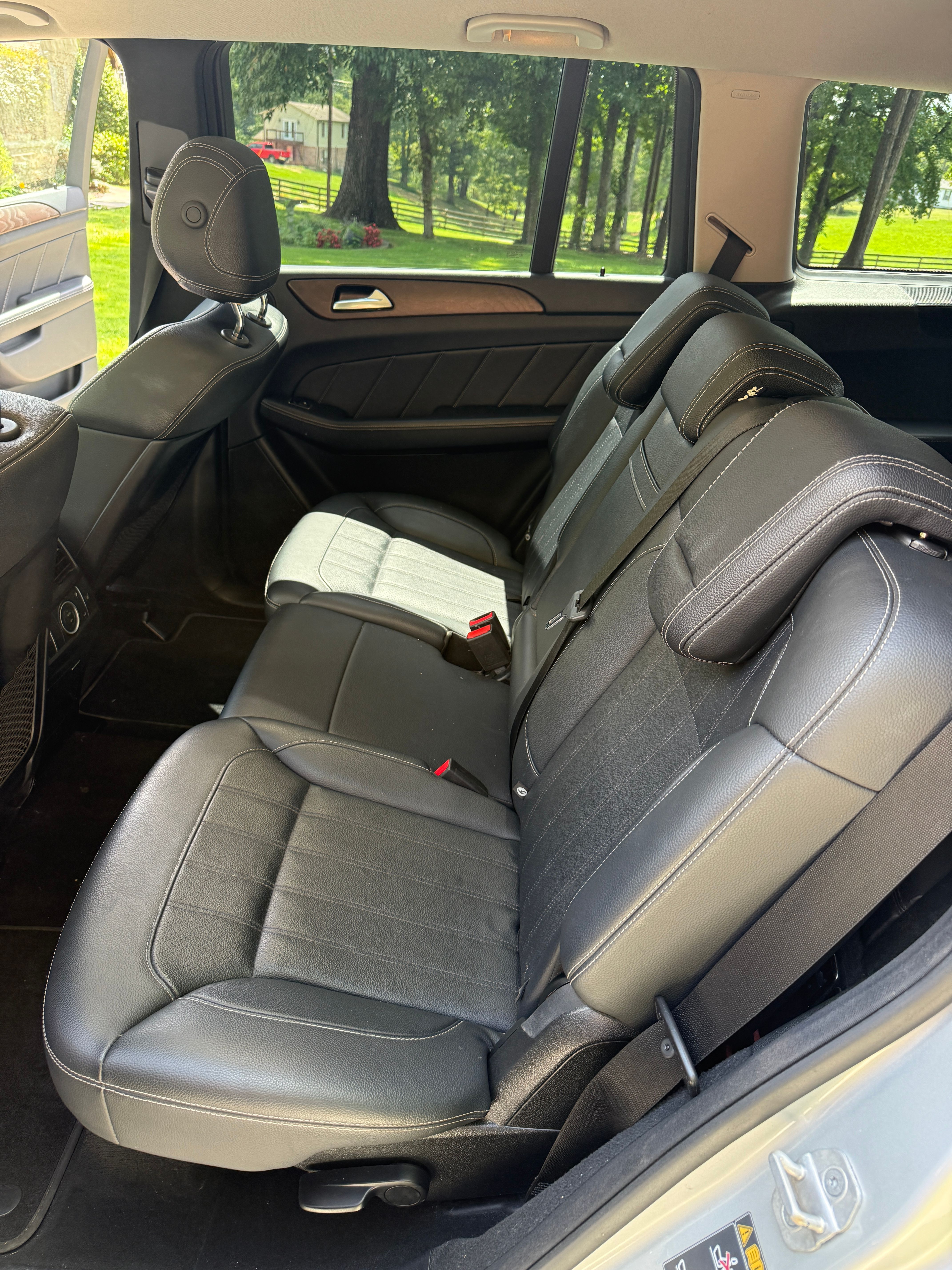 Used 2015 Mercedes-Benz GL 450 4MATIC image 18