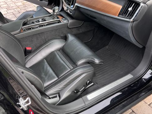 Used 2018 Volvo S90 T6 Inscription w/ Convenience Package AWD/4WD image 9