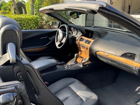 Used 2007 BMW 650i Convertible image 10