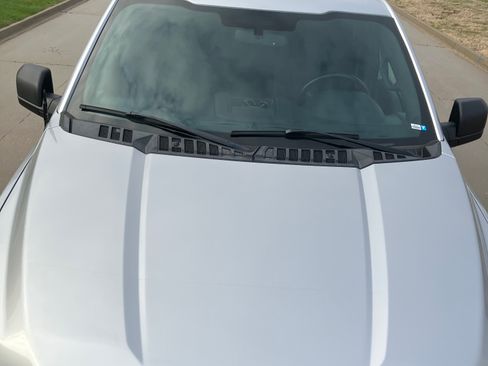 Used 2017 Ford F150 XLT w/ Equipment Group 302A Luxury image 11