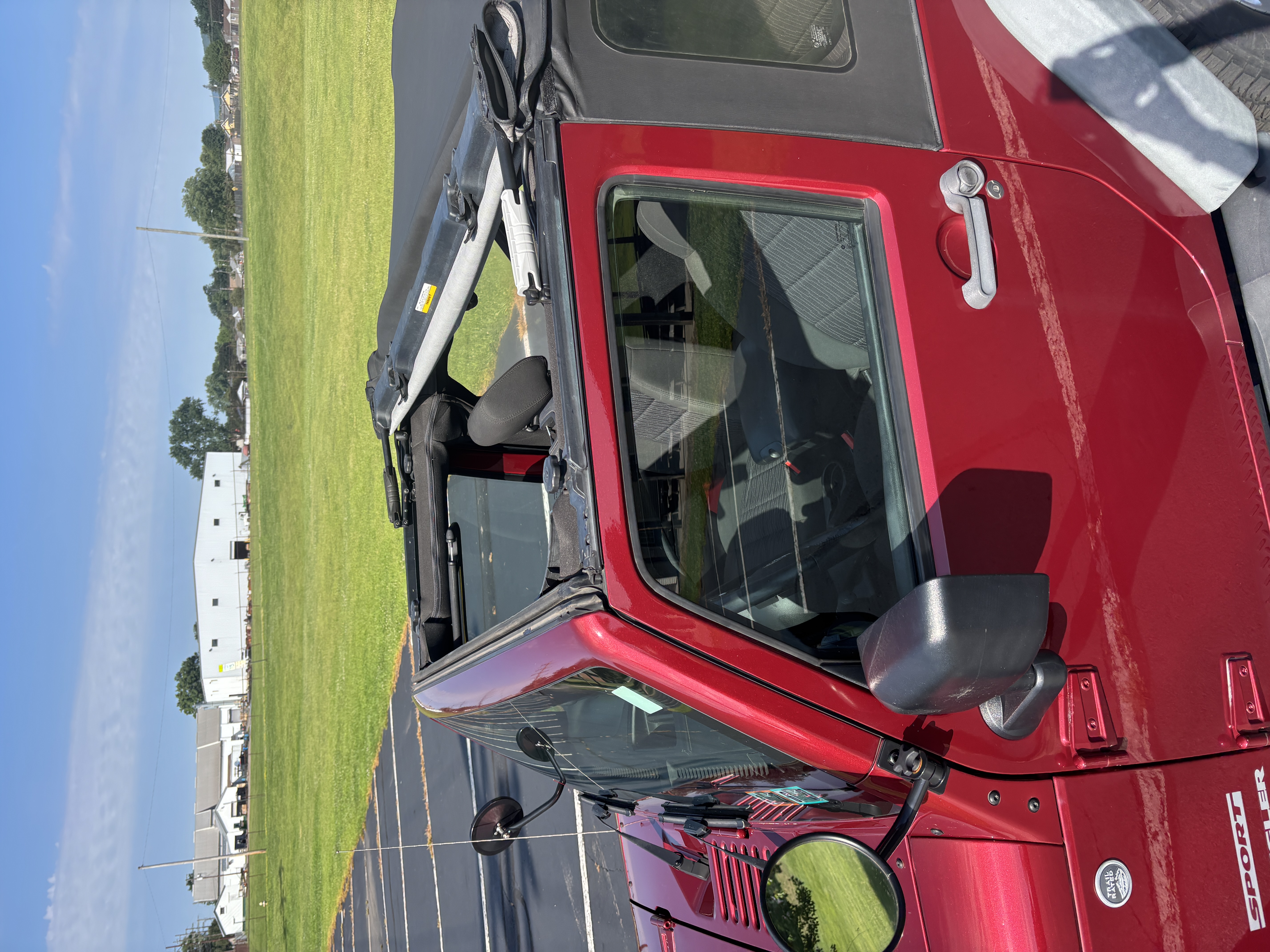 Used 2012 Jeep Wrangler Sport AWD/4WD image 8