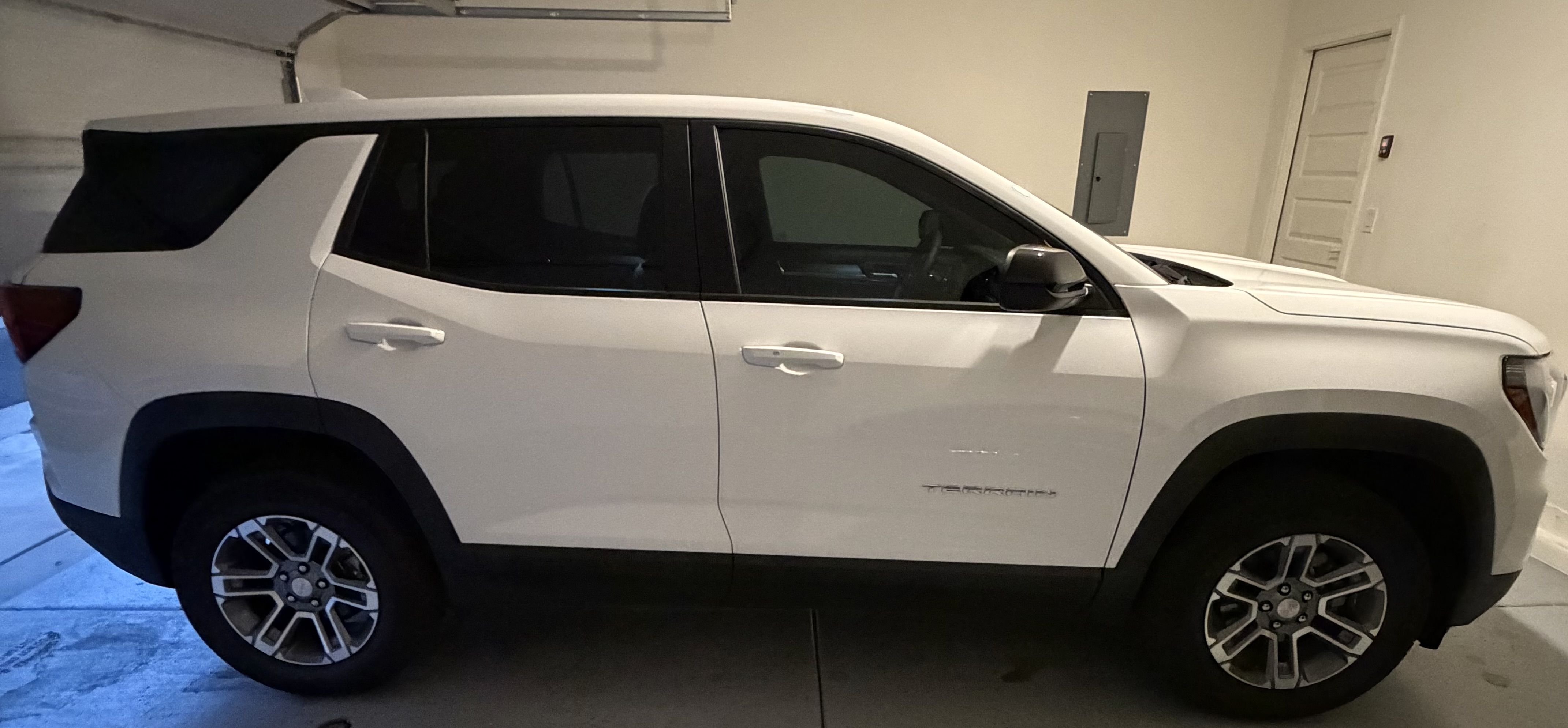 Used 2026 GMC Terrain Elevation FWD image 1