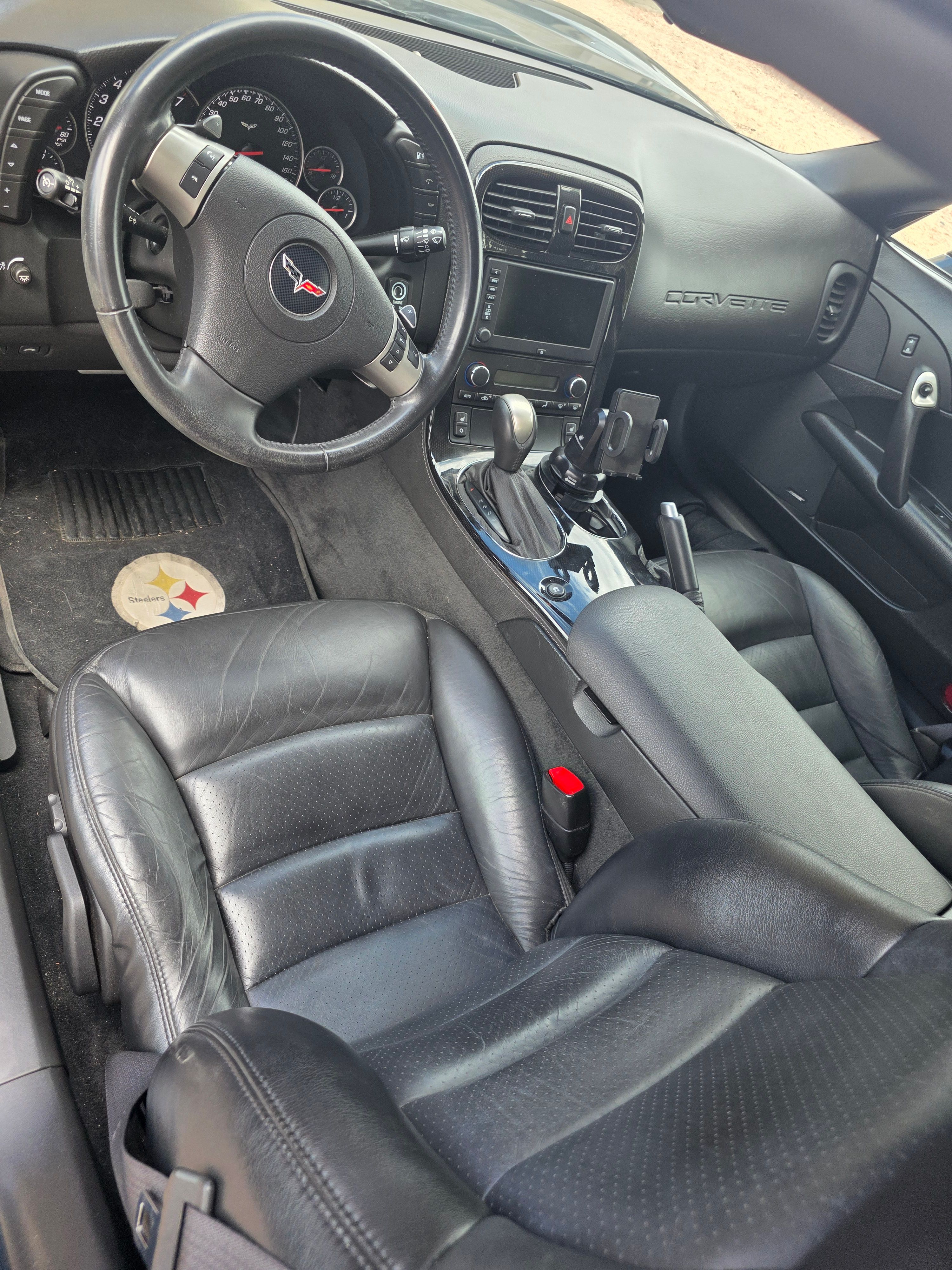 Used 2009 Chevrolet Corvette Coupe w/ Preferred Equipment Group RWD image 8