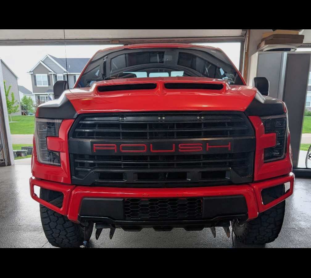 Used 2015 Ford F150 XLT w/ Equipment Group 302A Luxury AWD/4WD image 1