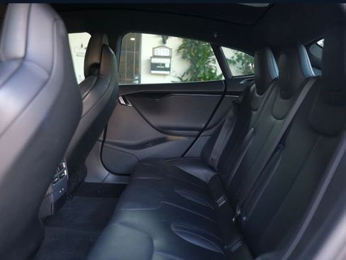Used 2017 Tesla Model S 75 RWD image 11