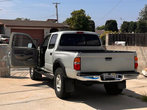 Used 2002 Toyota Tacoma PreRunner w/ SR5 Pkg w/ Chrome Pkg RWD image 16