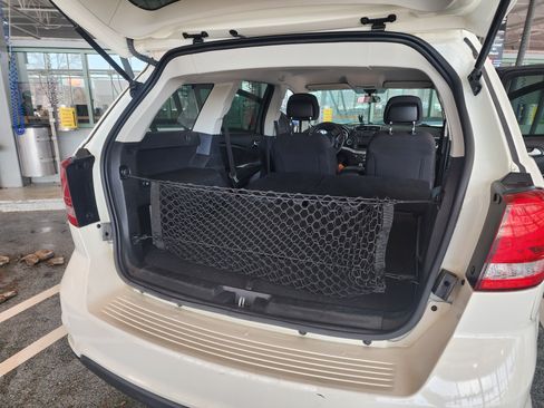 Used 2014 Dodge Journey SXT image 6