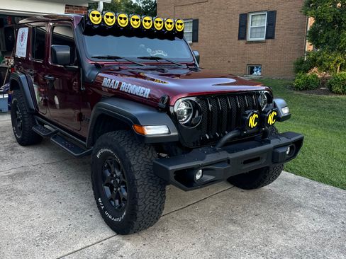 Used 2021 Jeep Wrangler Unlimited Sport AWD/4WD image 1