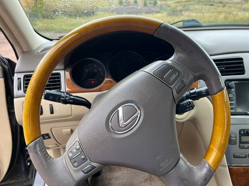 Used 2005 Lexus ES 330 FWD image 13