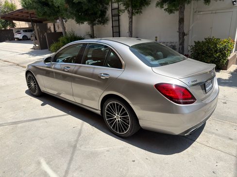 Used 2019 Mercedes-Benz C 300 Sedan image 5