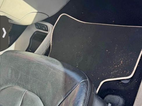 Used 2017 Chrysler Pacifica Touring-L image 10