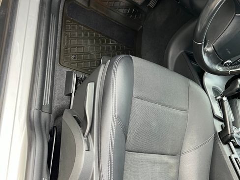 Used 2009 Volvo C30 image 18