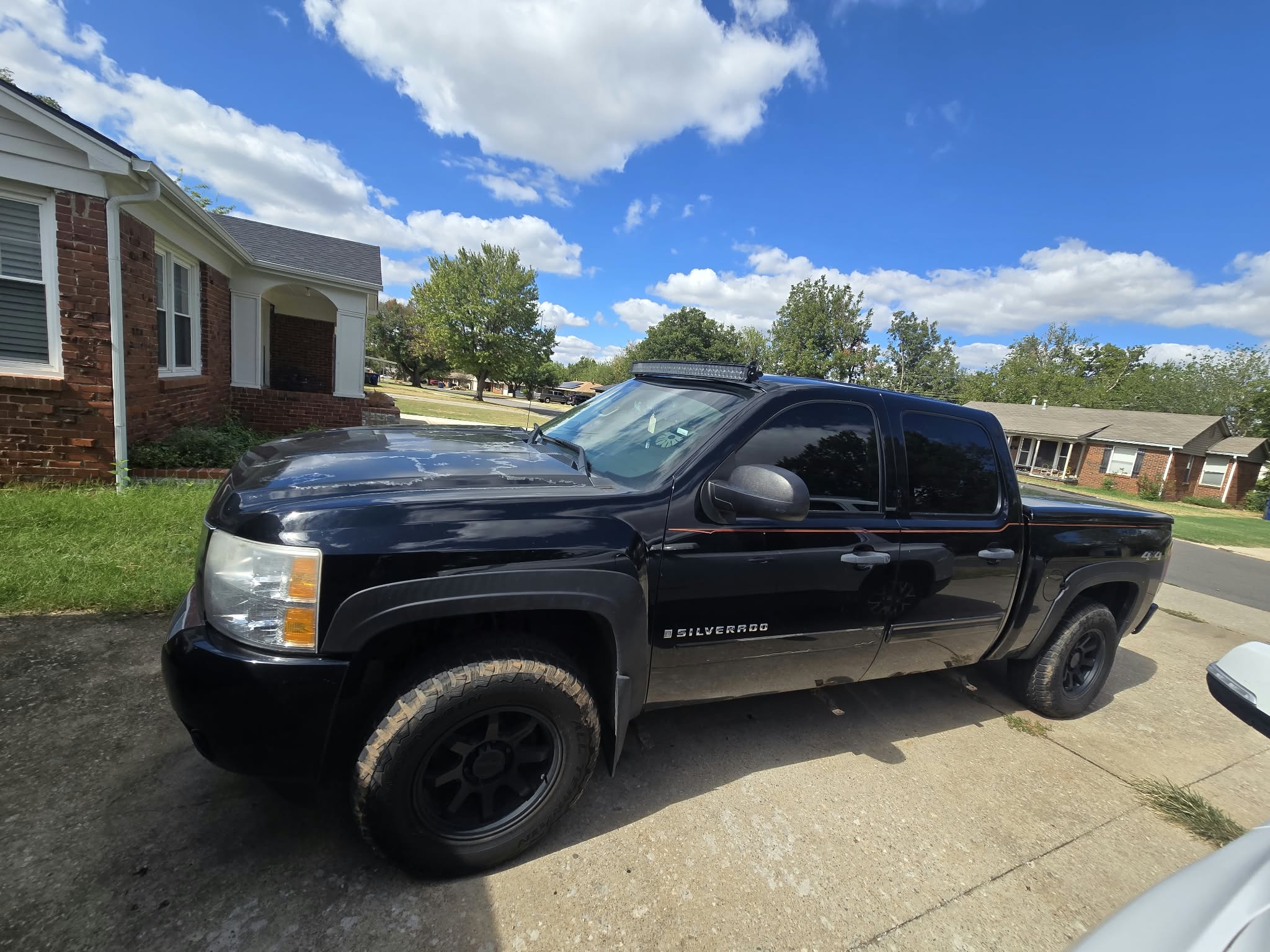 Used 2009 Chevrolet Silverado 1500 LT w/ Max Trailering Pack AWD/4WD image 10