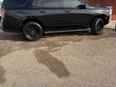 Used 2021 Chevrolet Tahoe Z71 image 4