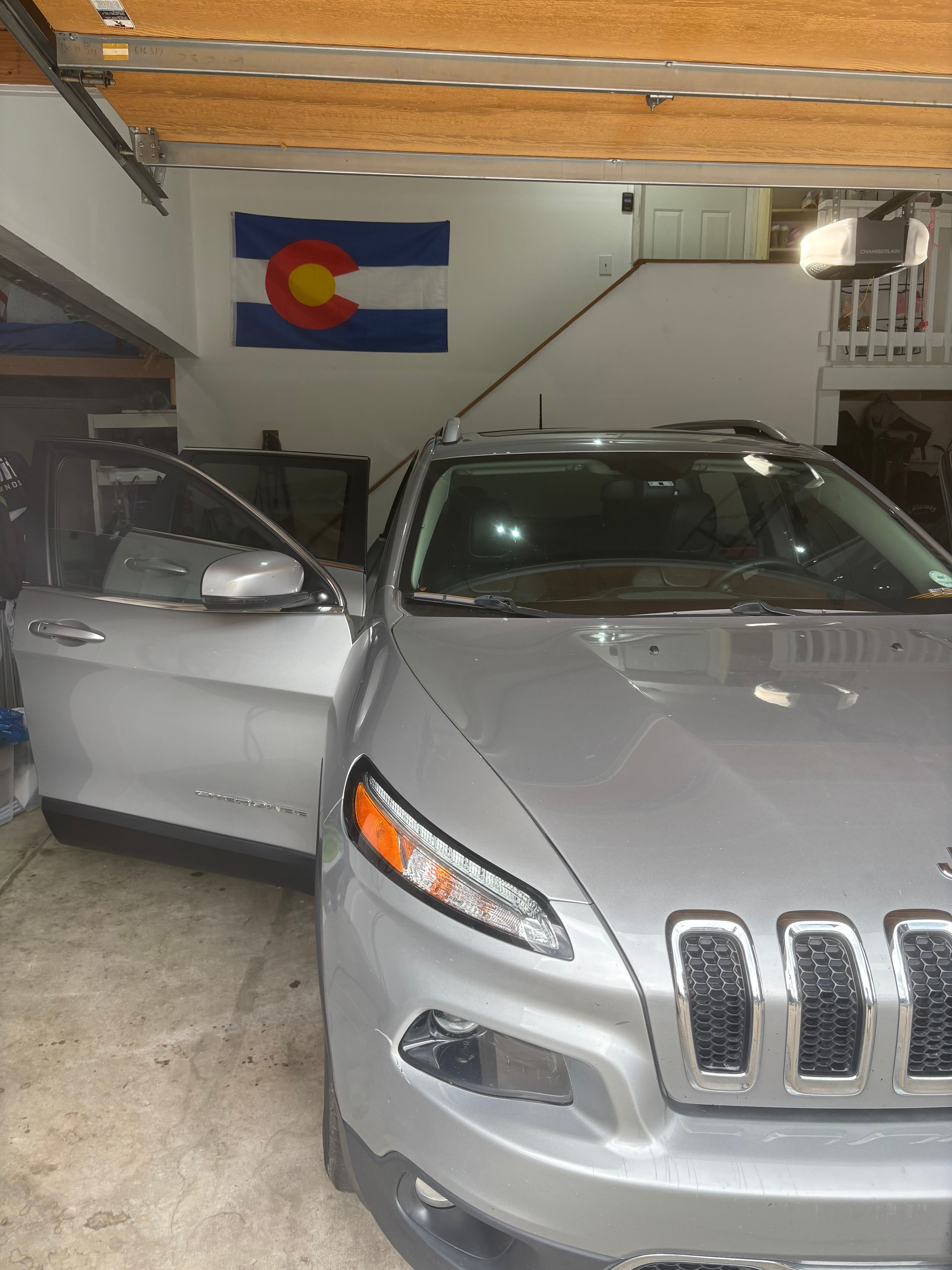 Used 2016 Jeep Cherokee Limited AWD/4WD image 5