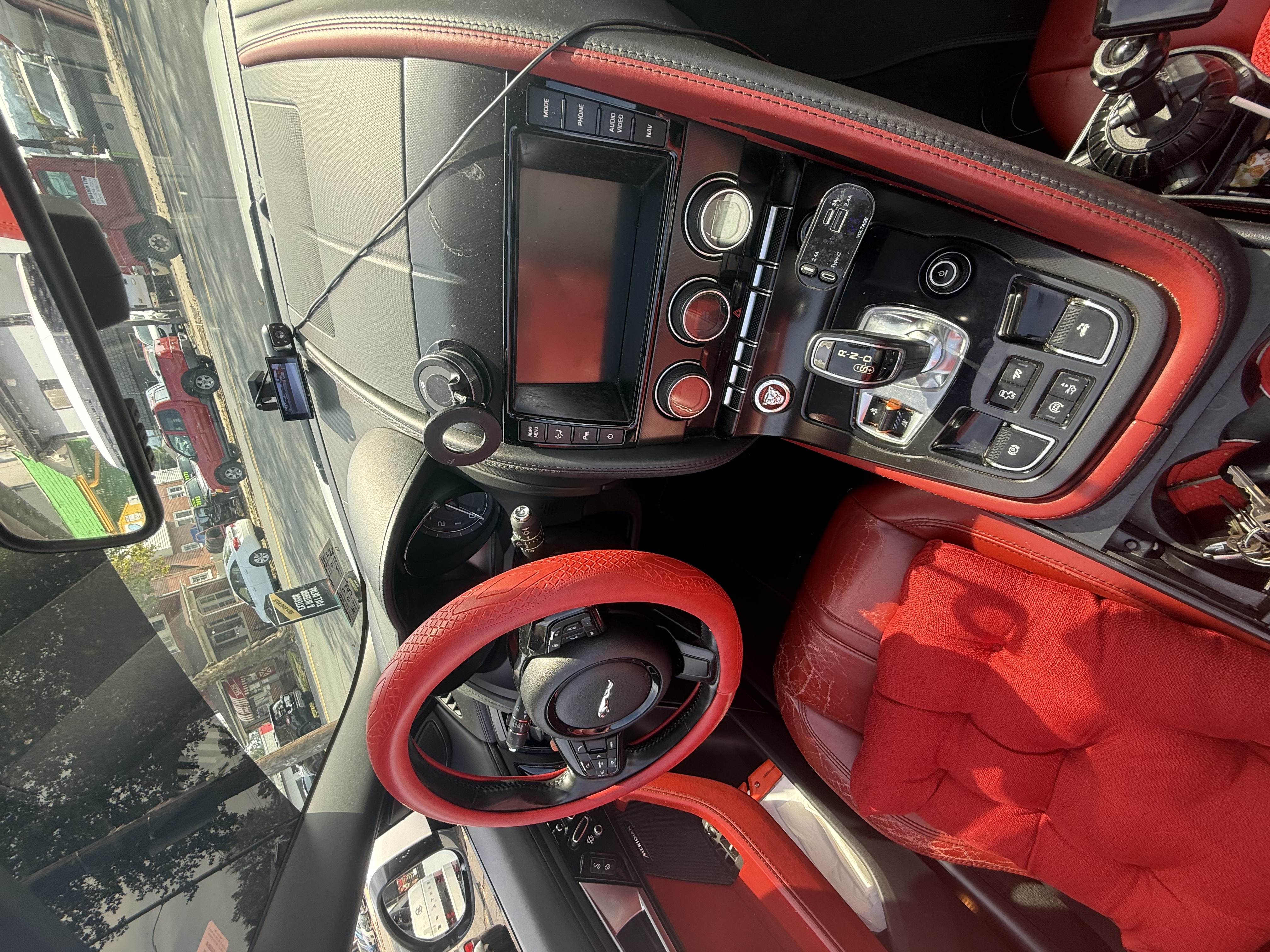 Used 2015 Jaguar F-TYPE S RWD image 20
