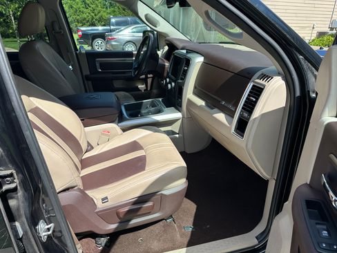 Used 2017 RAM 1500 Big Horn AWD/4WD image 19