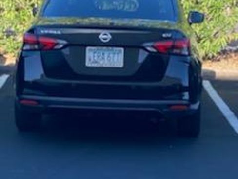 Used 2021 Nissan Versa SV image 16