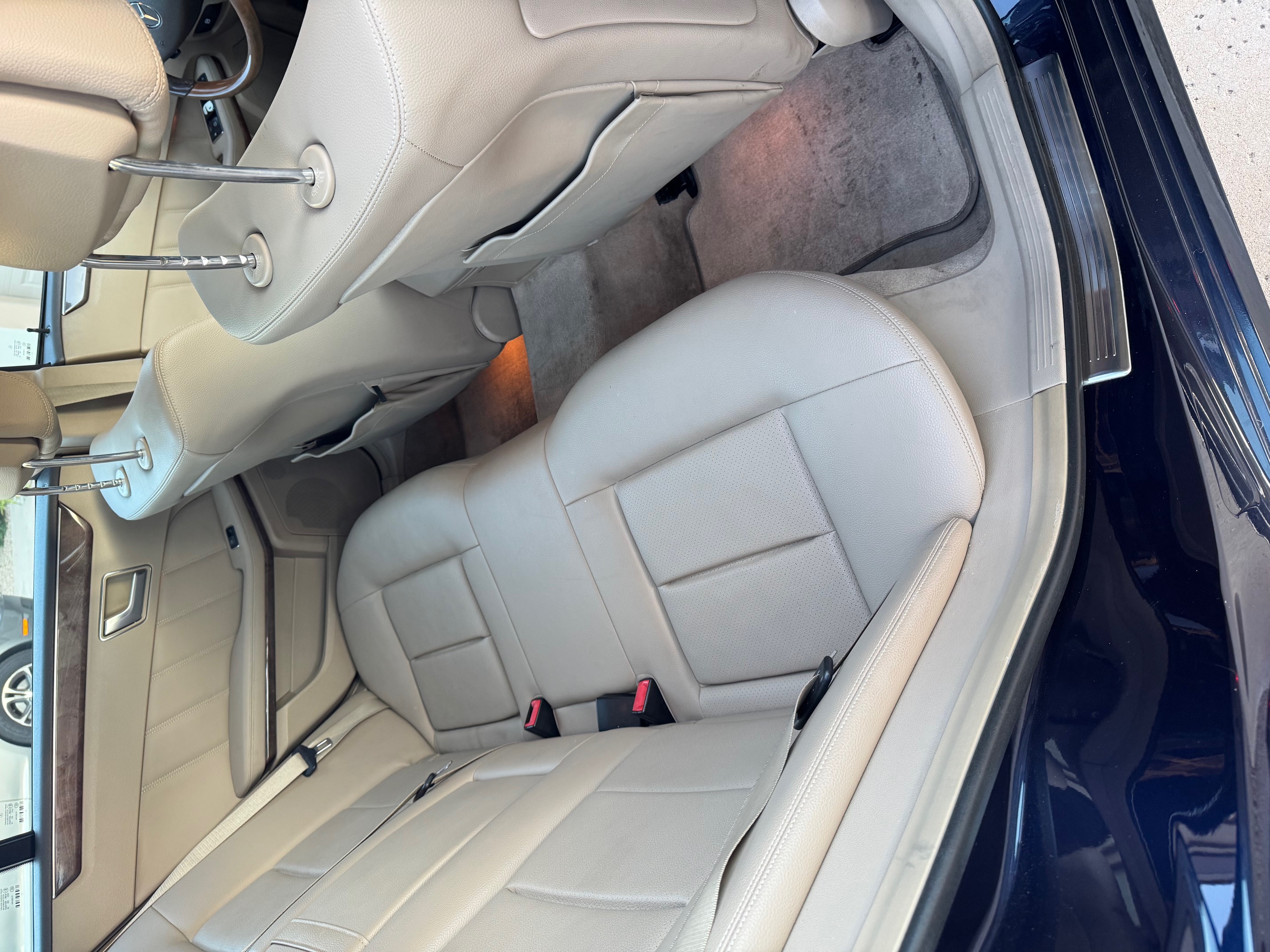 Used 2013 Mercedes-Benz E 350 4MATIC Sedan image 10