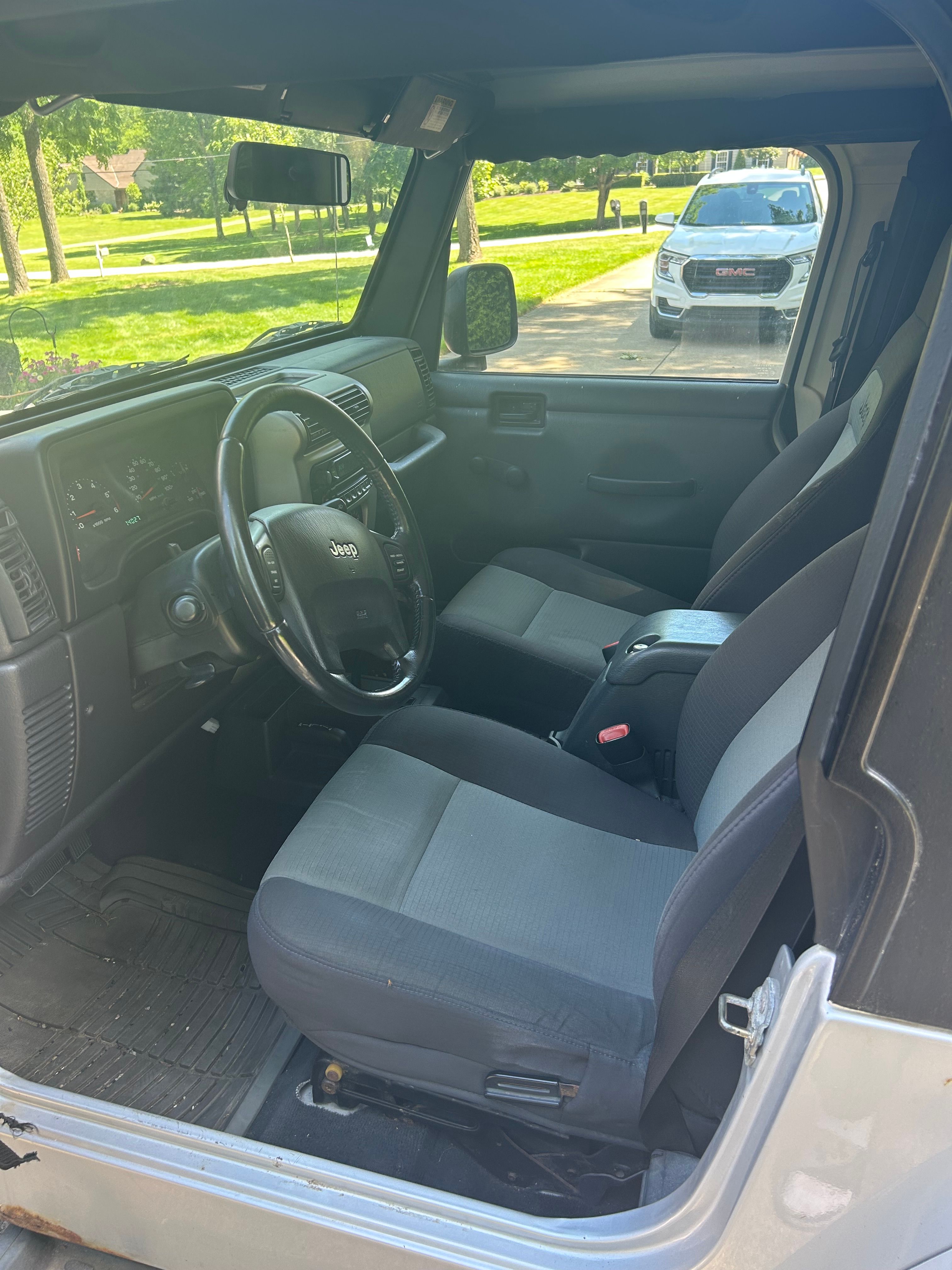 Used 2005 Jeep Wrangler X w/ Rocky Mountain Edition Group AWD/4WD image 4