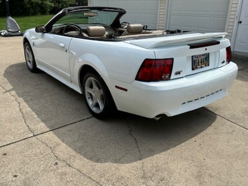 Used 1999 Ford Mustang GT image 2