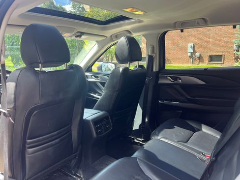 Used 2018 MAZDA CX-9 Touring w/ Touring Premium Package image 22