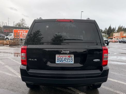 Used 2015 Jeep Patriot High Altitude image 15