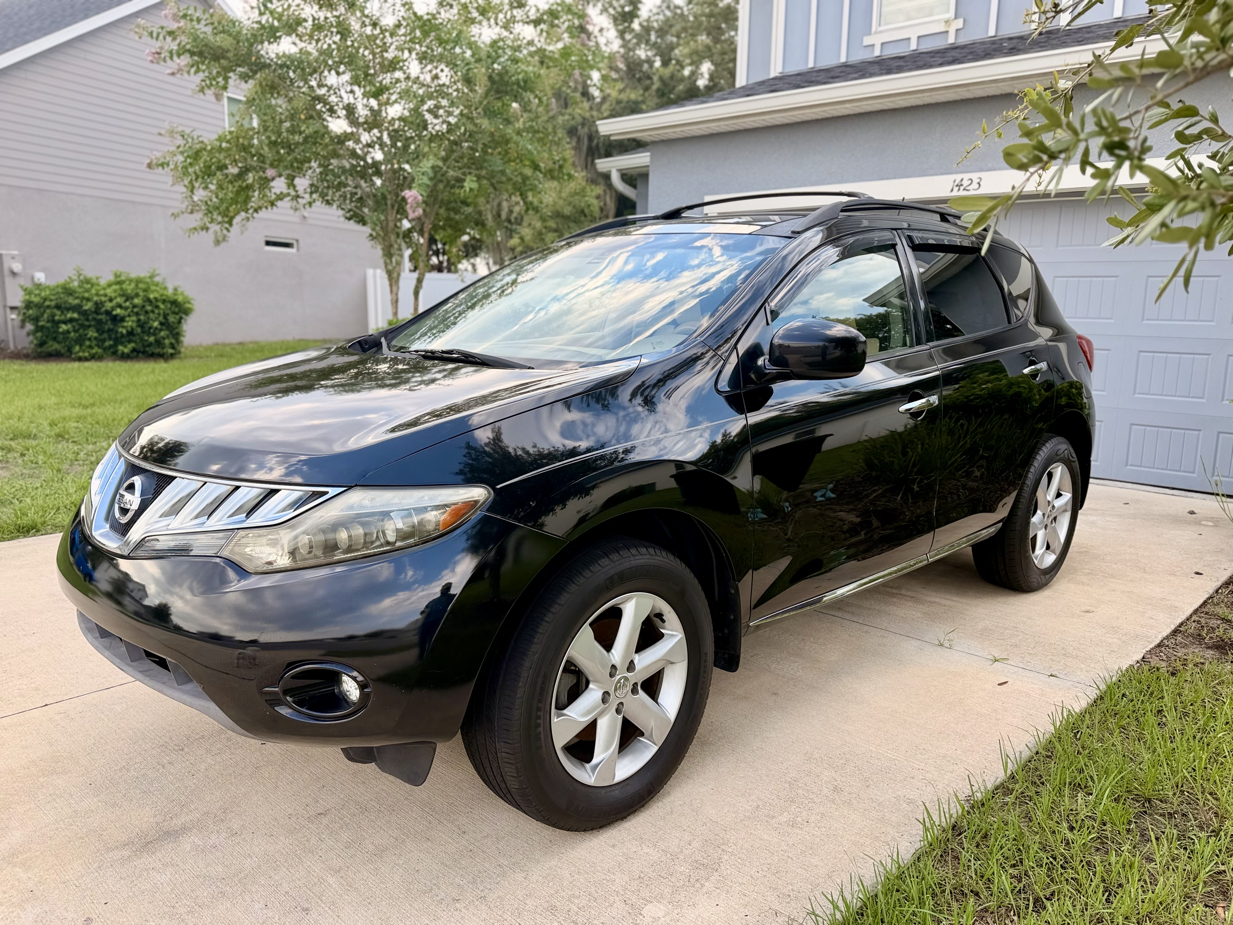 Used 2010 Nissan Murano SL w/ Leather Pkg FWD image 1