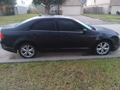 Used 2012 Ford Fusion SE image 5