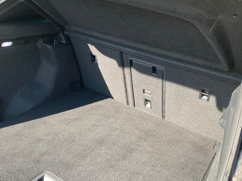 Used 2021 Volkswagen ID.4 1st Edition image 9