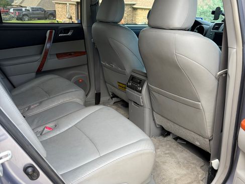 Used 2008 Toyota Highlander Limited AWD/4WD image 8