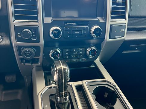 Used 2020 Ford F150 Lariat w/ Equipment Group 502A Luxury image 11