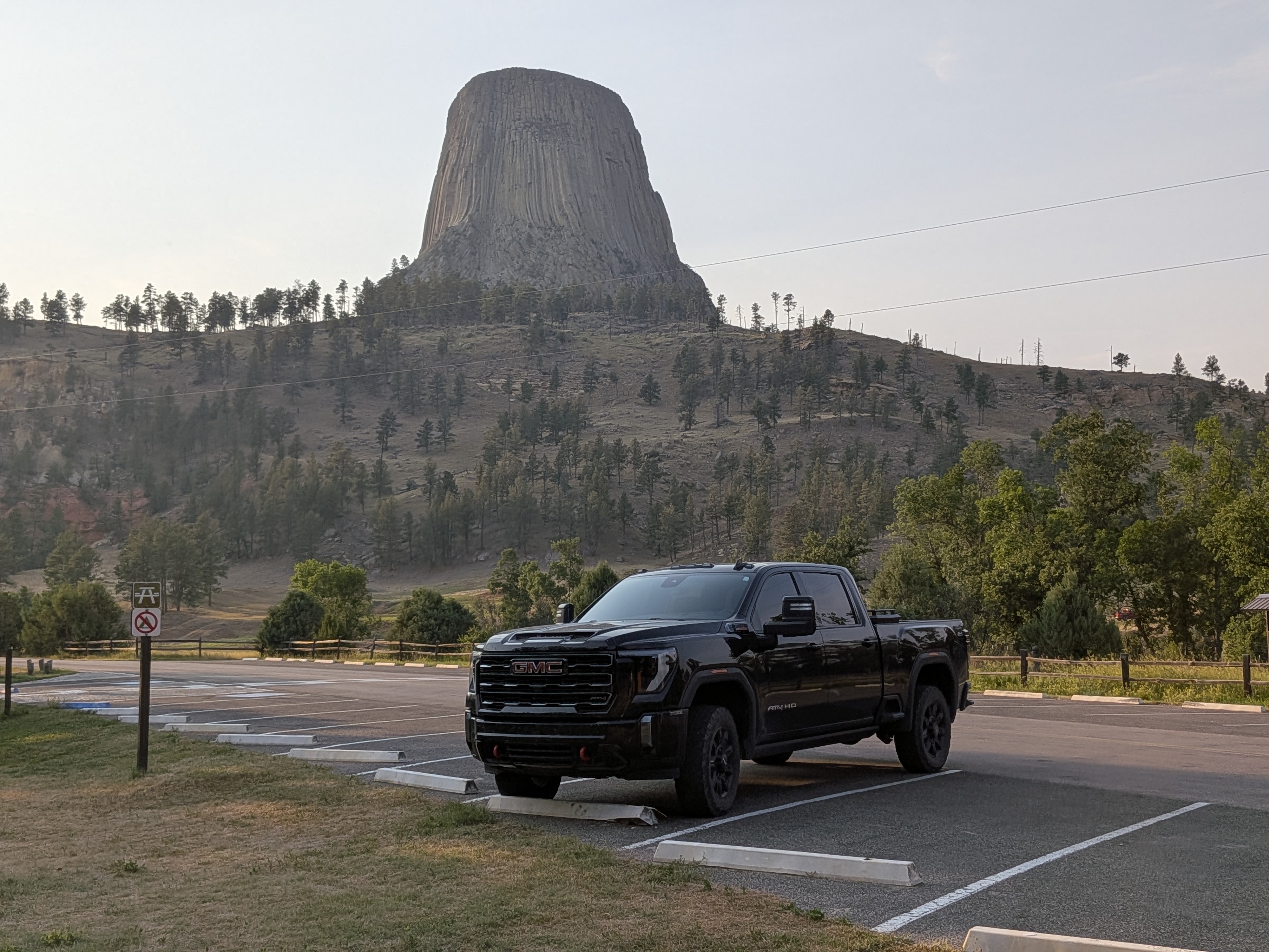 Used 2024 GMC Sierra 2500 AT4 w/ AT4 Premium Plus Package AWD/4WD image 12