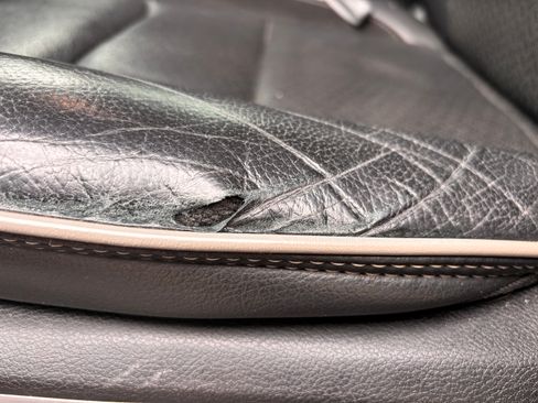 Used 2019 RAM 1500 Laramie w/ Off Road Group image 8