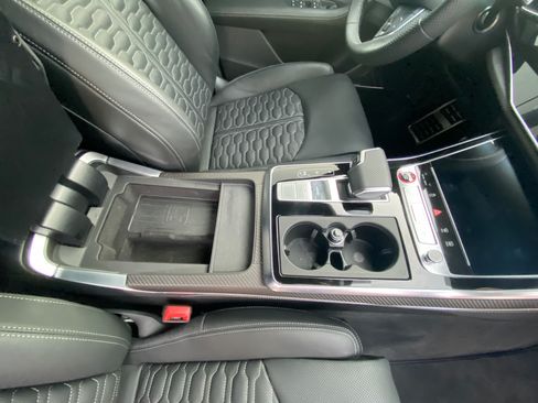 Used 2023 Audi RS Q8 image 25