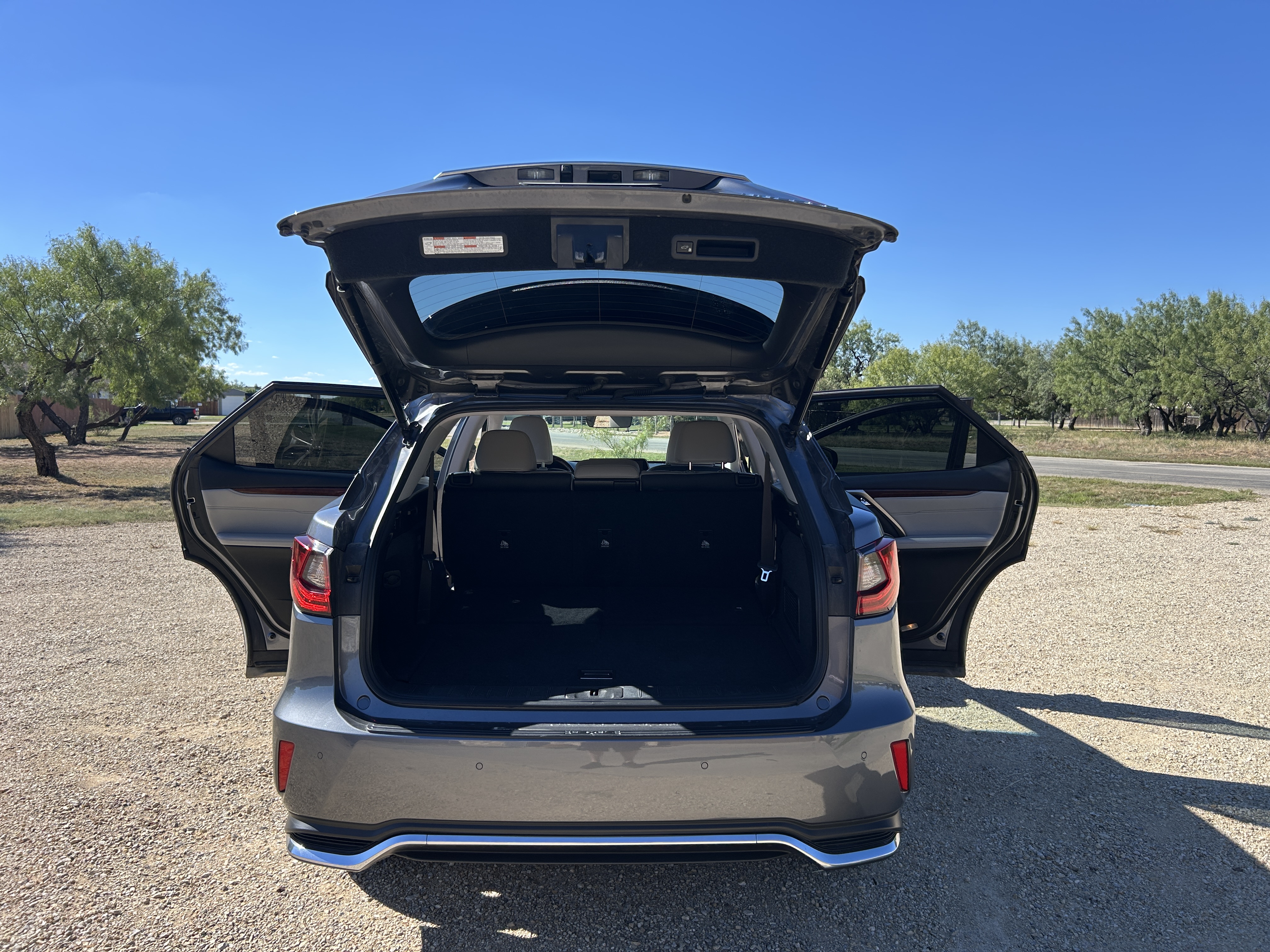 Used 2018 Lexus RX 350L FWD image 12