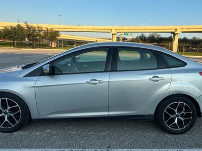 Used 2016 Ford Focus SE