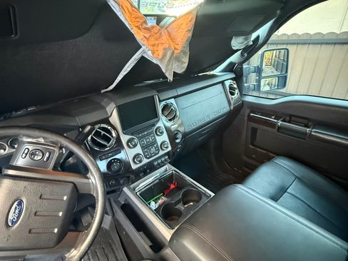 Used 2016 Ford F350 Platinum w/ FX4 Off-Road Package AWD/4WD image 12