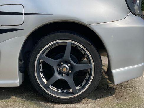 Used 2002 Toyota Celica GT image 9