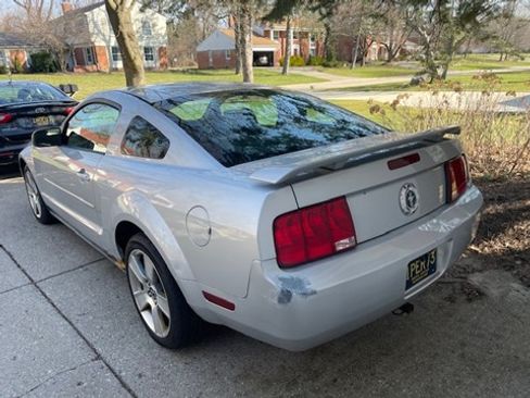 Used 2006 Ford Mustang Coupe image 4