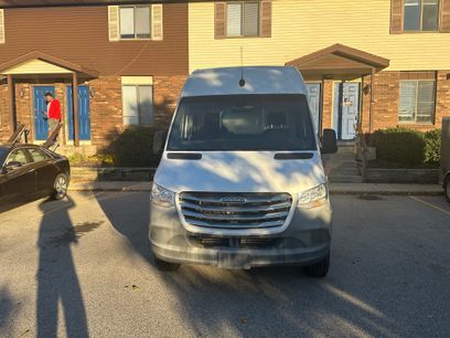 Used 2019 Freightliner Sprinter 170