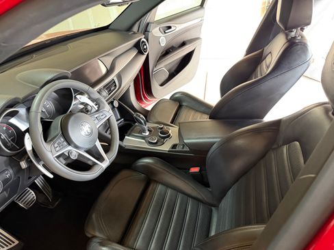Used 2019 Alfa Romeo Stelvio Ti Sport w/ Quick Order Package 22S Sport image 24