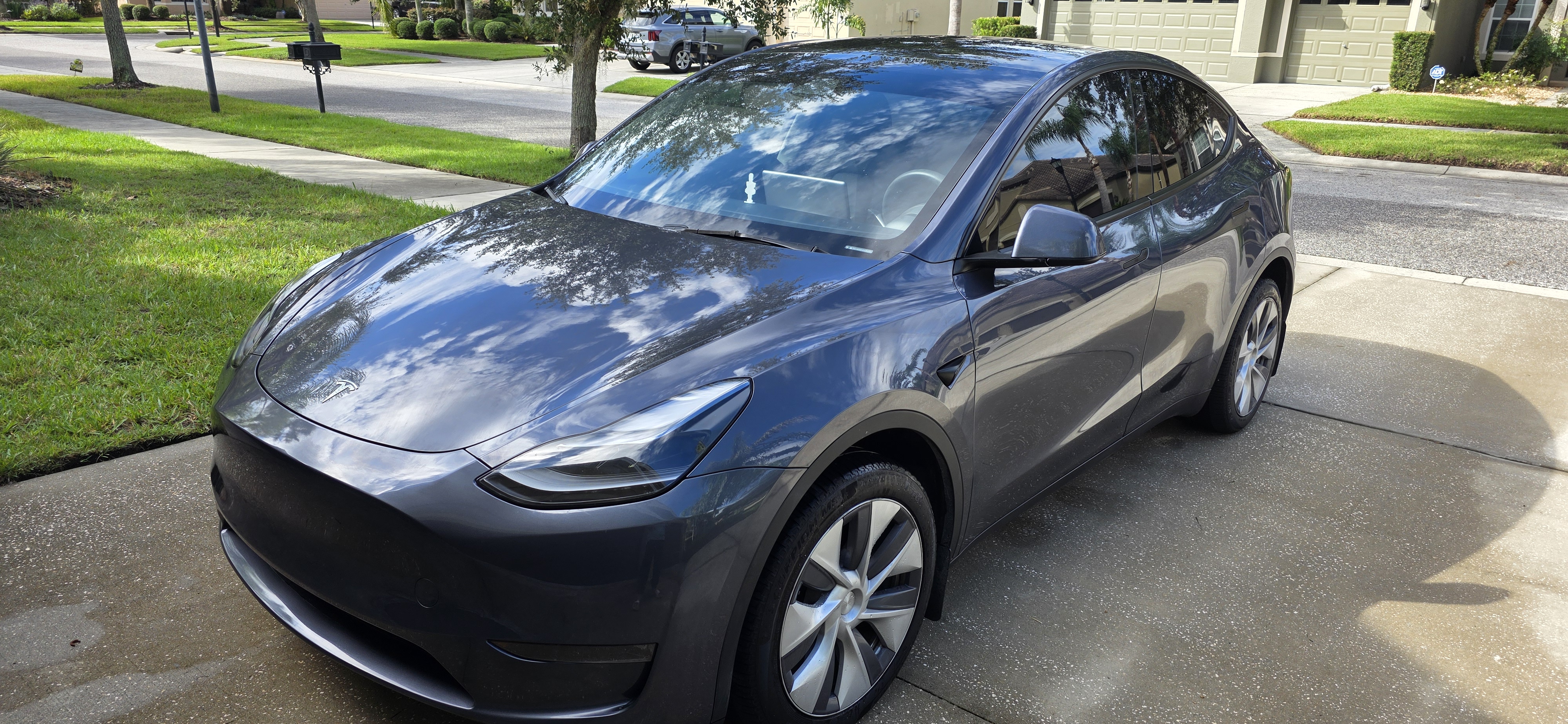 Used 2023 Tesla Model Y Long Range AWD/4WD image 14