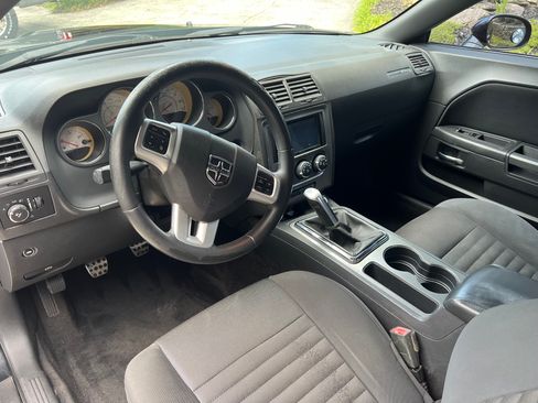 Used 2013 Dodge Challenger R/T w/ Electronics Convenience Group RWD image 11