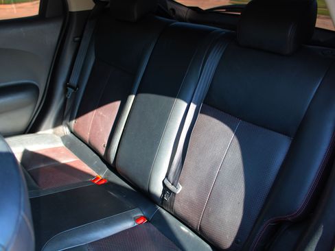 Used 2013 Nissan Juke SL image 15