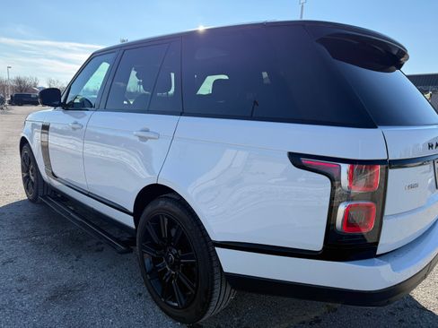 Used 2018 Land Rover Range Rover HSE image 4