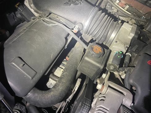 Used 1999 Chevrolet Corvette Convertible w/ Memory Pkg image 9