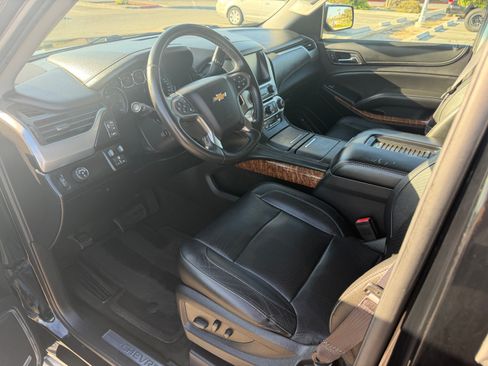 Used 2016 Chevrolet Suburban LTZ RWD image 26