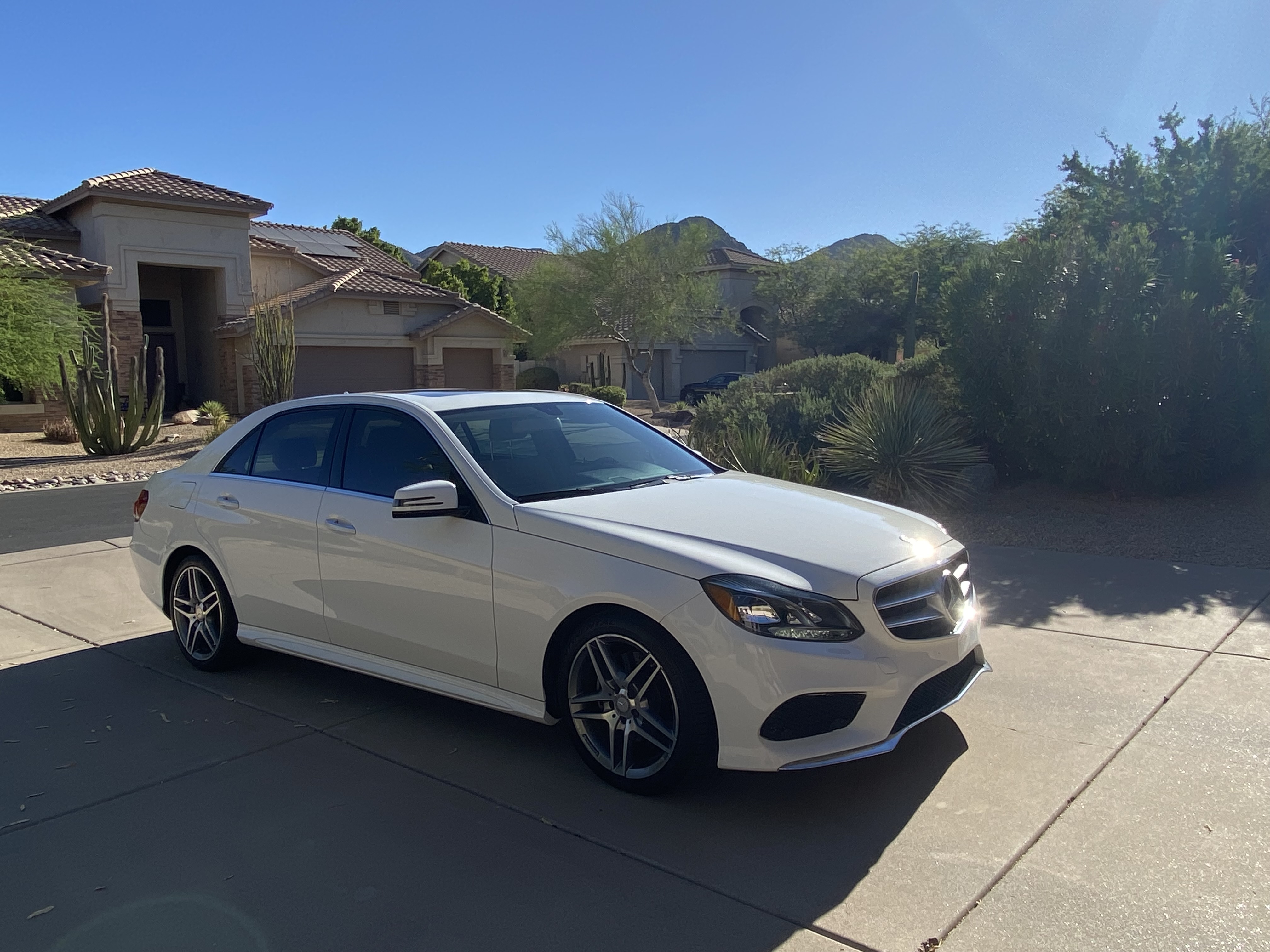 Used 2016 Mercedes-Benz E 350 Sedan image 4